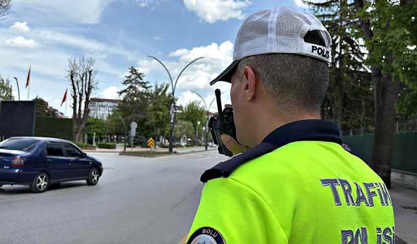 Sinyal vermeyen sürücülere ceza yağdı