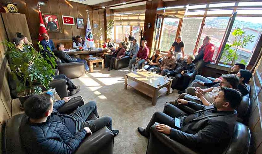 Merkez Atölyesi İşçilerinden GMİS'e ziyaret
