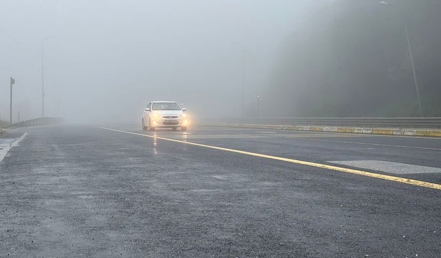 Bolu Dağı’nda sis etkili oluyor: Görüş mesafesi 25 metre