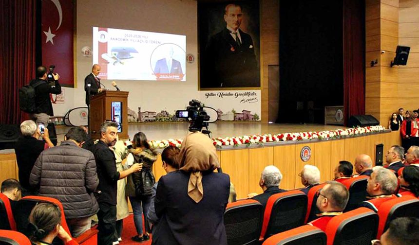 YÖK Başkanı Özvar: "Filistinli öğrencilere ve akademisyenlere kapımız açık"