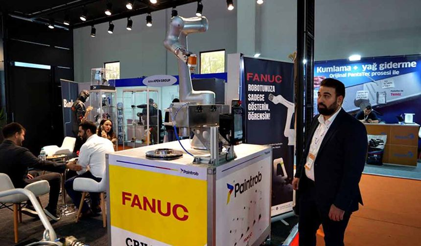 İnsanı algılayan robotik kollar endüstriyel boyama yapıyor