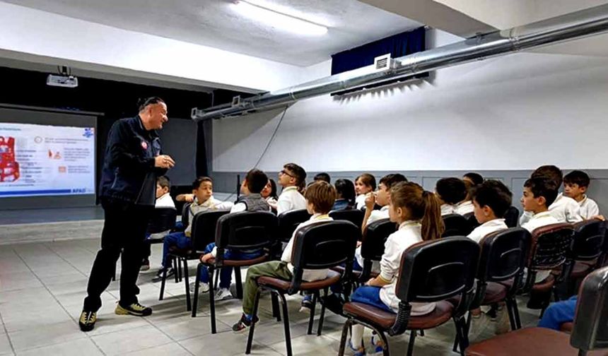 AFAD'dan ilkokul öğrencilerine farkındalık eğitimi