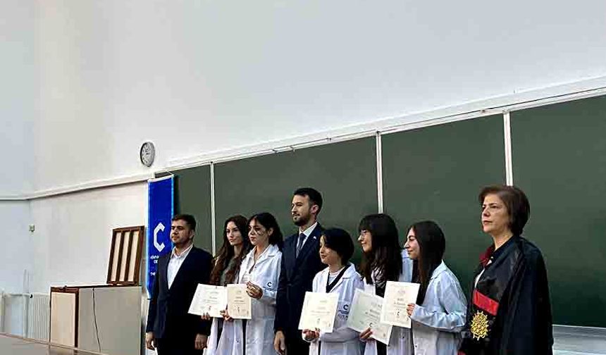 Kimya öğrencilerine ‘Beyaz Önlük Töreni’