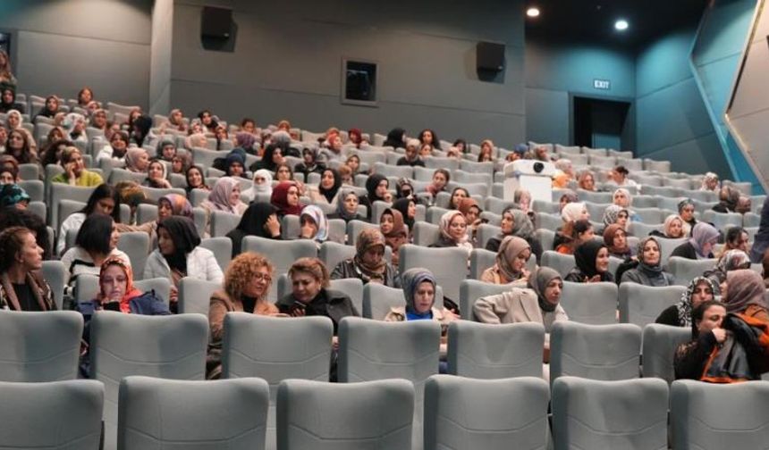 Kadınlar için film gösterimi