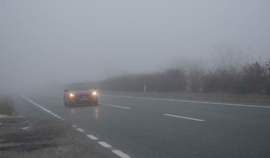 Sis etkili oldu, görüş mesafesi 50 metreye kadar düştü