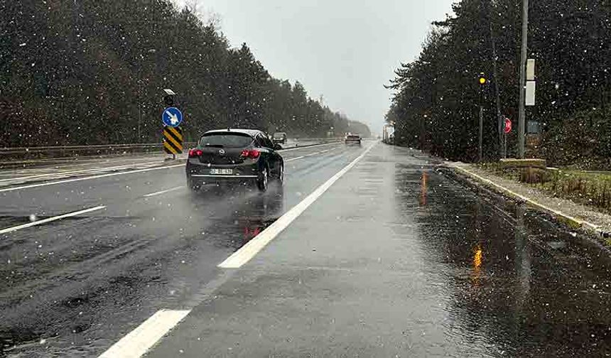 Bolu Dağı’nda kar etkisini gösterdi