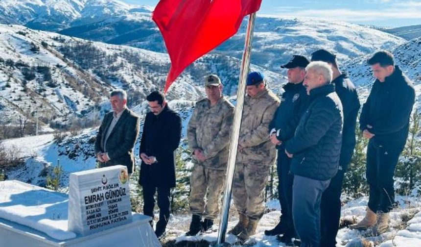 Şehit Piyade Sözleşmeli Er Emrah Gündüz dualarla anıldı