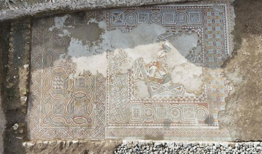 4. yüzyıla ait eşsiz mozaikler bulundu