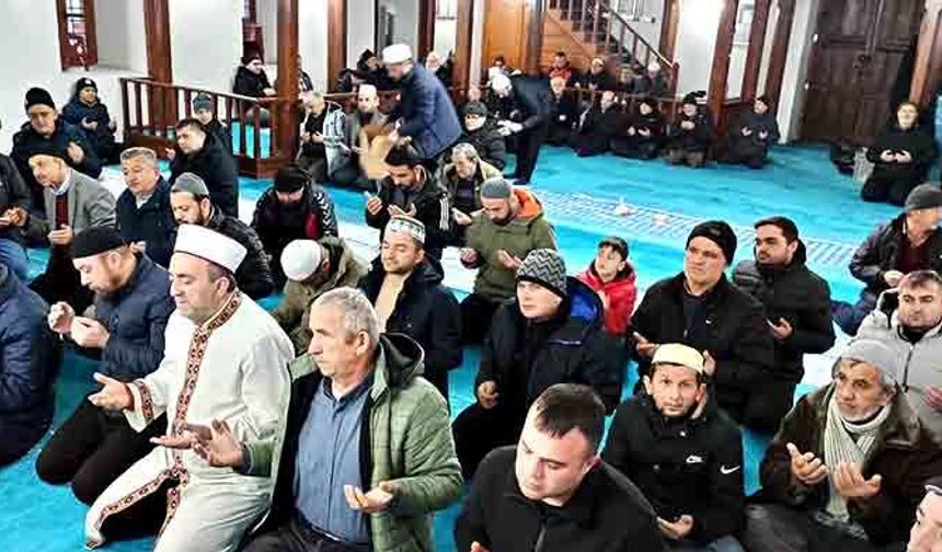 Devrek’te yeni yılın ilk sabah namazı buluşması