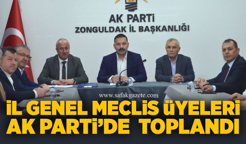 AK Parti İl Genel Meclisi toplantısı il binasında yapıldı