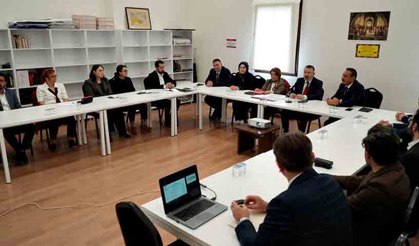 KBÜ İletişim Fakültesinde Akademik Kurul Toplantısı