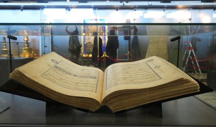 Kutsal Emanetler Anadolu turuna Erzurum’dan başladı