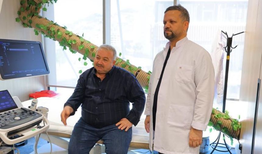 Tekerlekli Sandalyeyle Geldi, Tedavi Sonrası Yürüyerek Çıktı