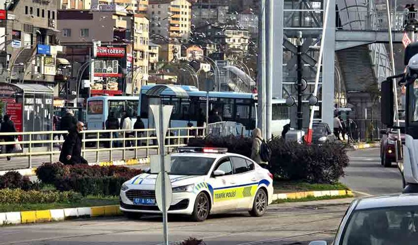 Zonguldak’ta yayalar ekip oto anonsuyla uyarıldı