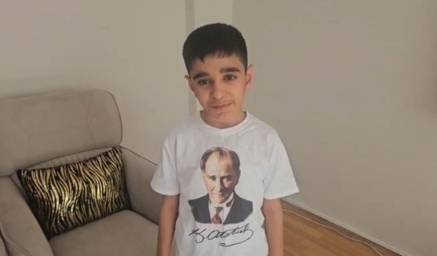 Otizmli Ali İsmail, İstiklal Marşı’nın 10 kıtasını ezbere okudu