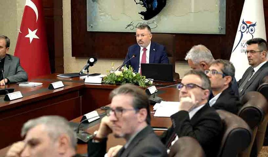 KBÜ, Sosyal Bilimlerde Türkiye listesine girdi