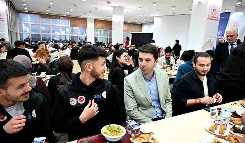 Kampüs İftarları’nda gençler aynı sofrada buluştu