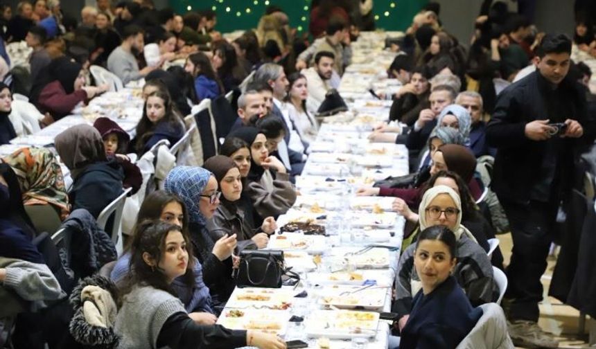 Karabük’te Gençlik Merkezi’nde iftar buluşması