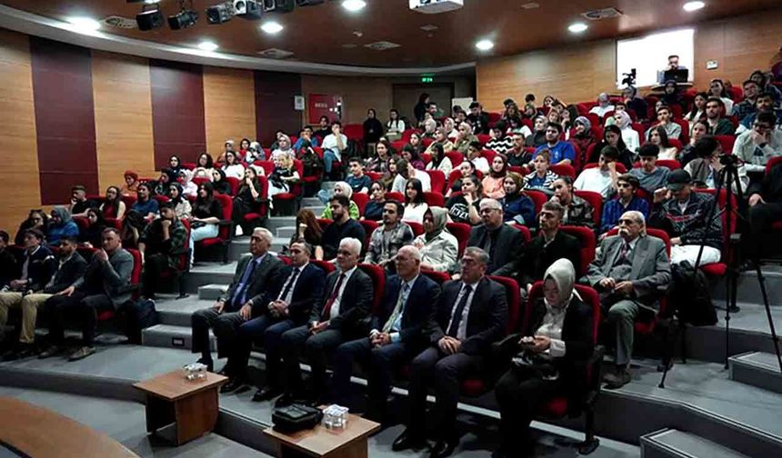 Prof. Savaş: Batı, Müslümanların eserlerini sahiplenmiş