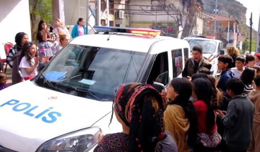 Polisler ihbarla gittikleri mahallede sürprizle karşılandı