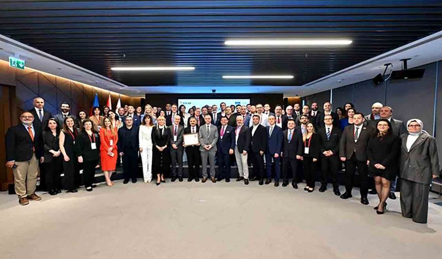 SOCAR Energy School 4. dönem mezunlarını verdi