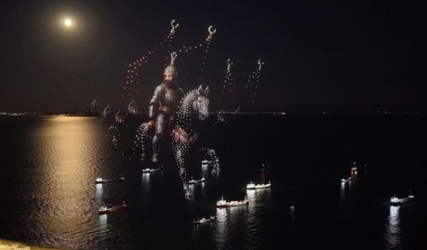 Yenikapı Sahili’nde 1453 dronla fetih şöleni