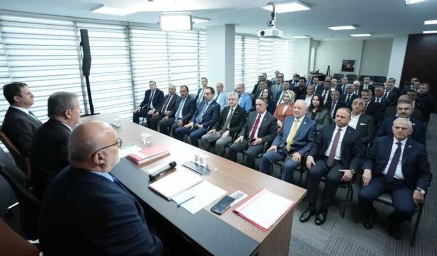 Büyük Birlik Partisi’nin 13’üncü Olağan Büyük Kurultay tarihi belli oldu