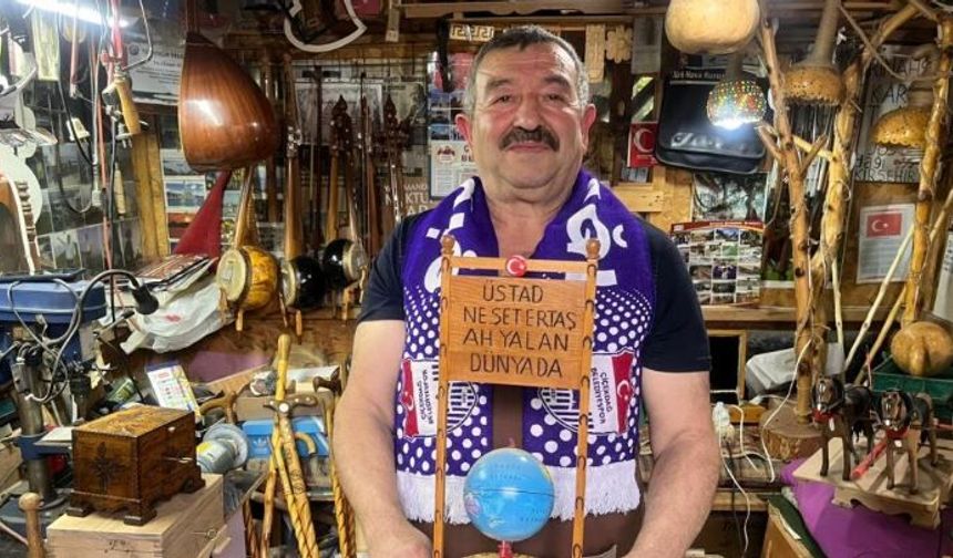 El emeği ahşap eserlerle evini sanat galerisine çevirdi