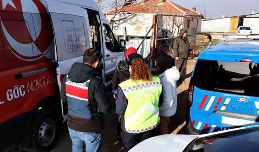 Jandarmadan göçmen kaçakçılığına sıkı takip
