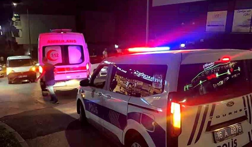 Kafede tartıştığı kişiyi silahla vurup kaçtı