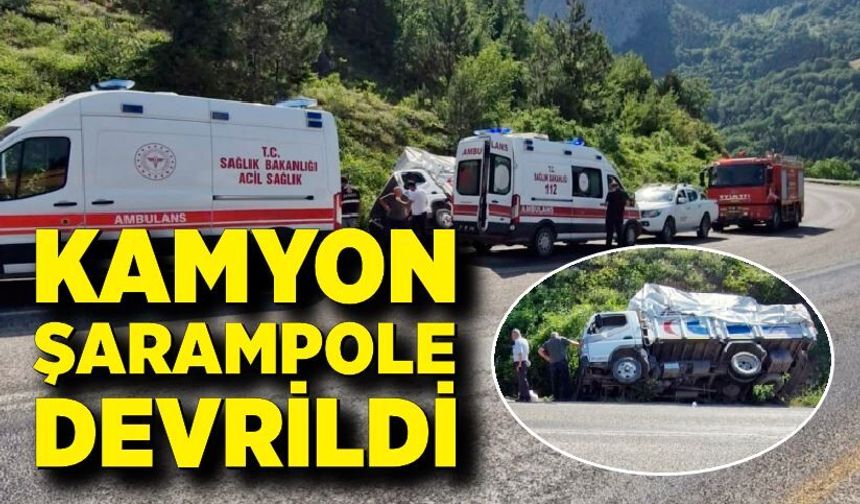 Kamyon şarampole devrildi: 2 yaralı