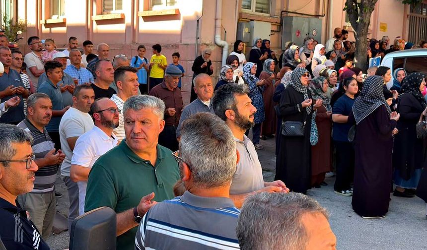 19 Kişilik Umre Kafilesi Yola Çıktı