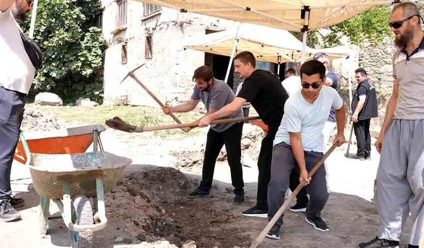 Antik Tiyatro kazı çalışmalarında sona yaklaşıldı