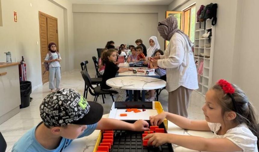 Eğlenerek öğreniyorlar
