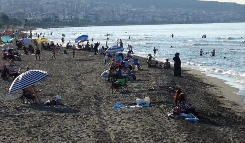 Bu yaz ya sıcak çarpacak ya da klima: Uzmanından hayati uyarılar