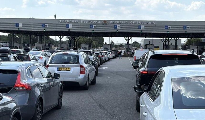 Gurbetçilerin hüzünlü dönüş yolculuğu başladı