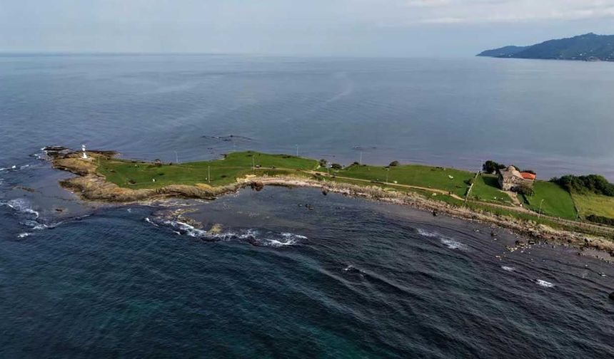 Karadeniz kıyısındaki eşsiz yarımada görenleri hayran bırakıyor