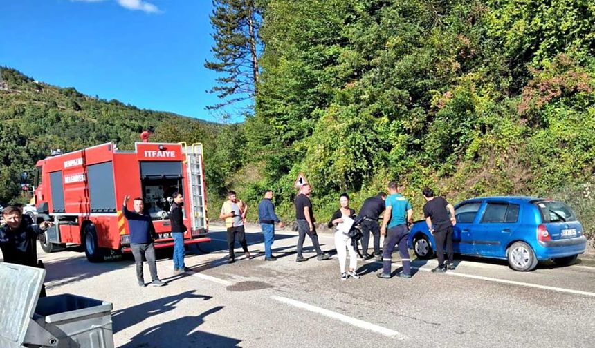 Kastamonu’da seyir halindeki otomobilde yangın çıktı
