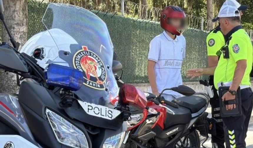Bolu’da motosikletlere sıkı denetim: Belgeler tek tek kontrol edildi