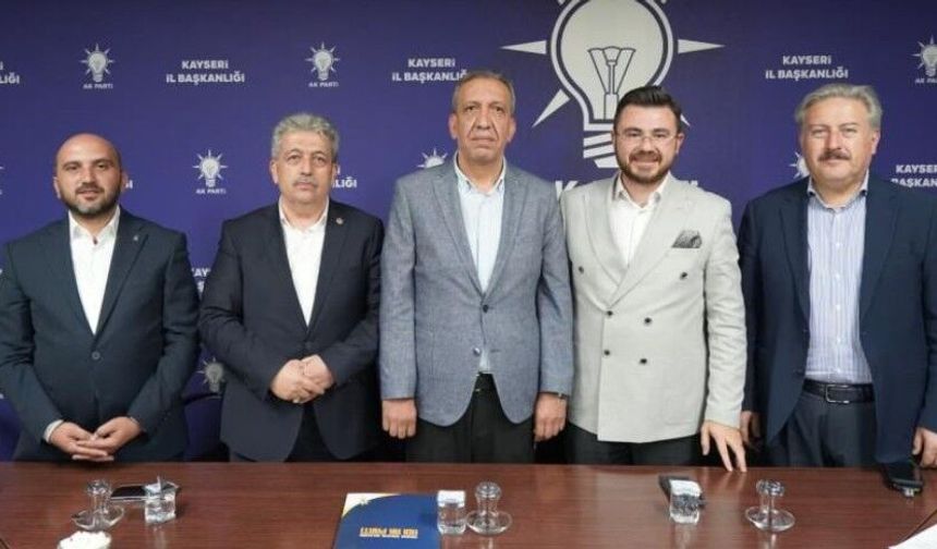 CHP’li Meclis Üyesi Mahir Ağca AK Parti’ye katıldı
