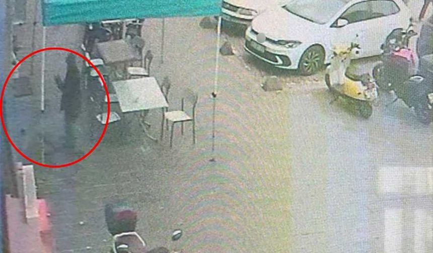 Para alamayınca dükkan önündeki masayı devirdi