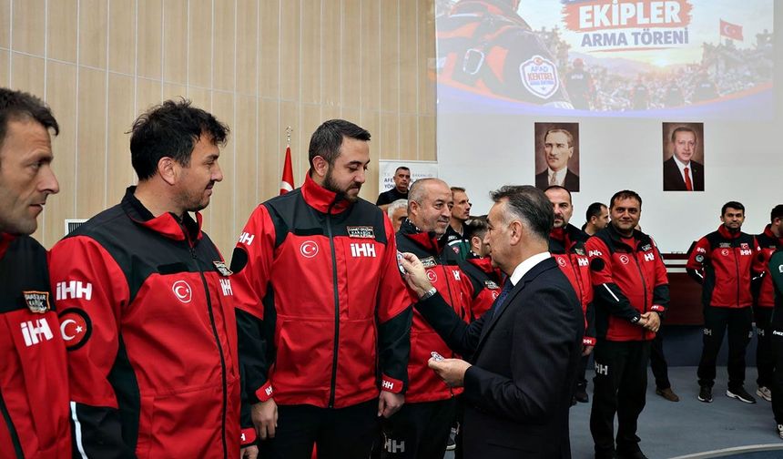 İki arama kurtarma ekibine AFAD akreditasyonu!