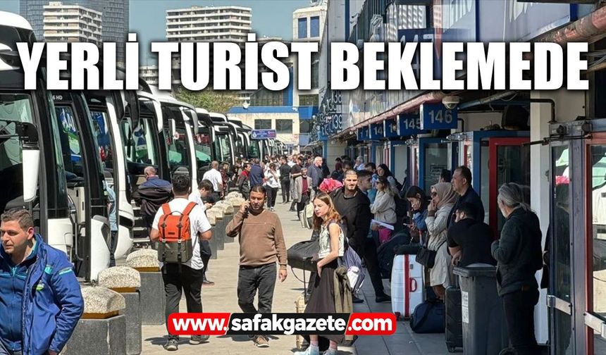Yerli turist beklemede