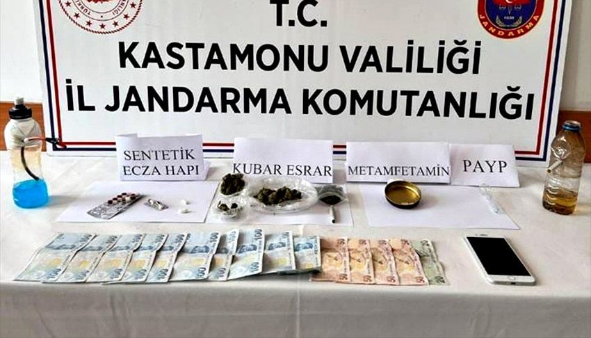 Kastamonu'da uyuşturucuya 3 darbe!