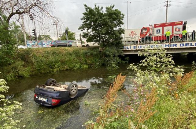 Kocaeli Dereye Uçan Oto 1