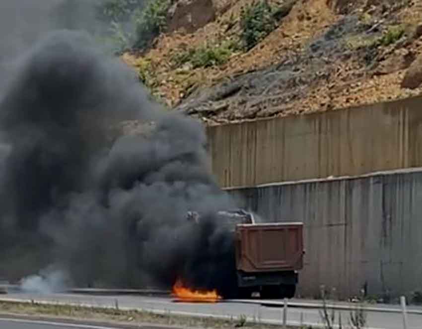 Ankara Yolu Kamyon Yangını (4)