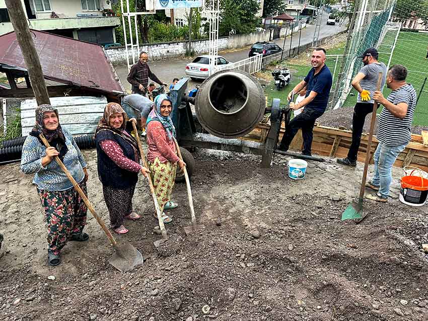 Çatak Köyü Tribün Dayanışması (2)