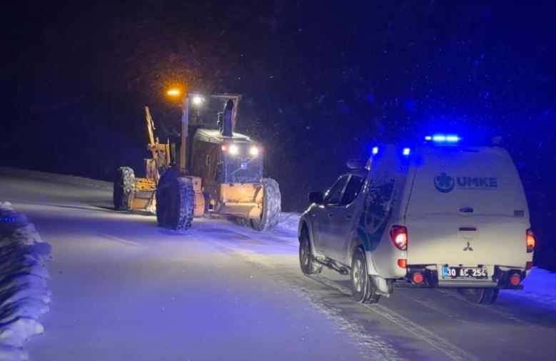 Ekipler Hasta Çocuk Için Seferber Oldu54