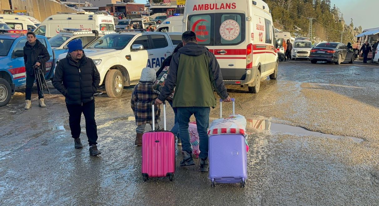 Kartalkaya'da Sahra Hastanesi̇ Kuruldu4