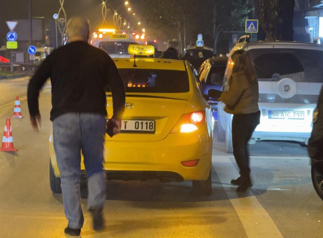 Polisi Görünce Kadını Bırakıp Kaçtı 2